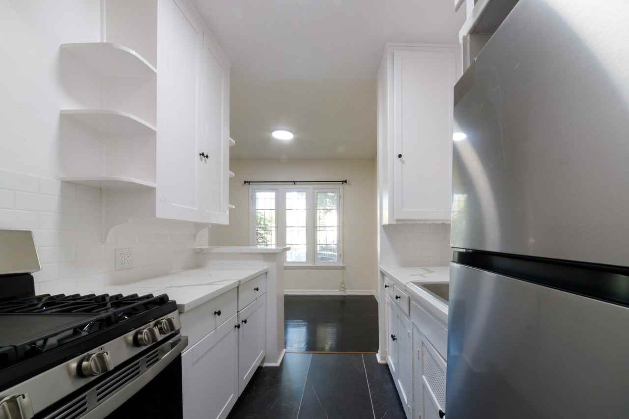 201 S Alexandria Ave #103 - Photo 2 of 26