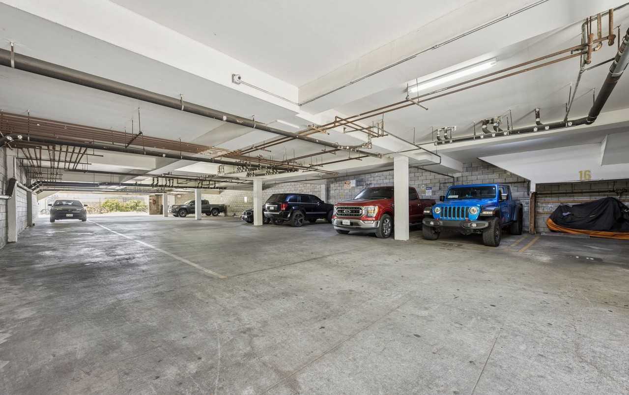 311 South New Hampshire Avenue - Photo 5 of 6
