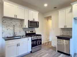 featured image of 15 S Ann St #2