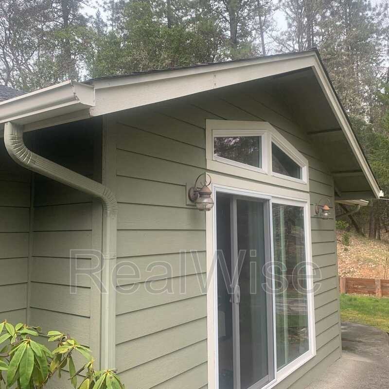 373 Donet Ln - Photo 4 of 19