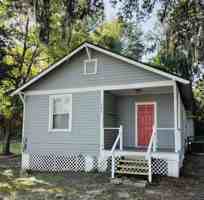 featured image of 752 Ashford St