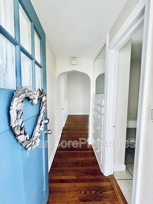 1527 5th St N #A2 - Photo 3 of 11