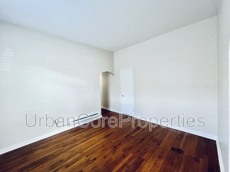 1527 5th St N #A2 - Photo 7 of 11