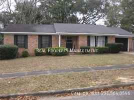 featured image of 1505 Deerwood Dr E