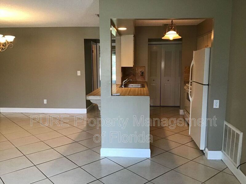 1902 Swavenue - Photo 3 of 16