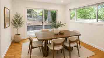 featured image of 10 Ash Ave