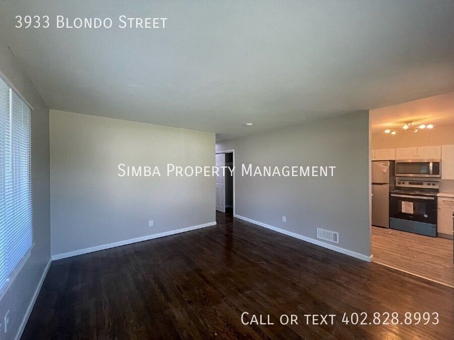 3933 Blondo St - Photo 5 of 6