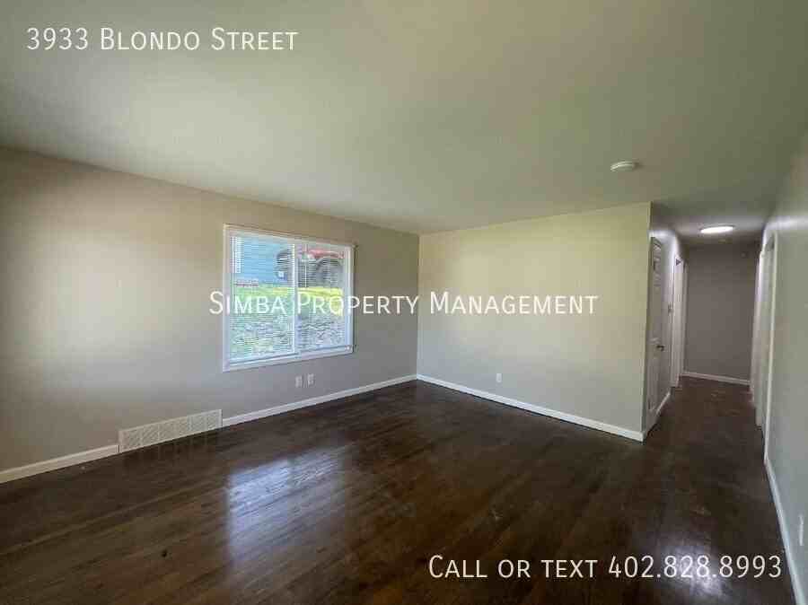 3933 Blondo St - Photo 6 of 6