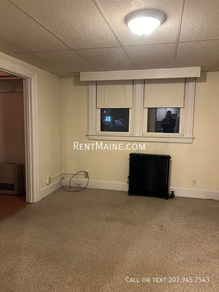 99 Broadway Apt #10 - Photo 5 of 11