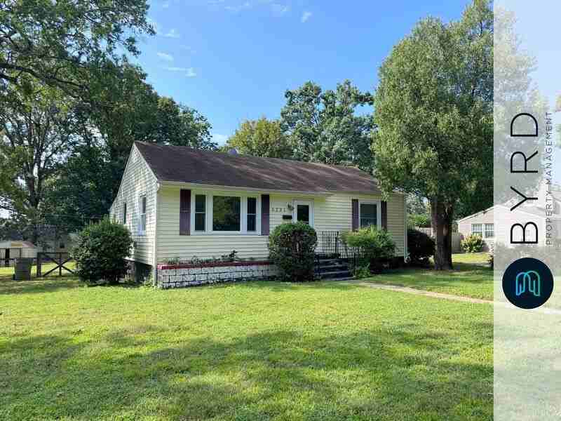 5231 Rockland Rd - Photo 2 of 26