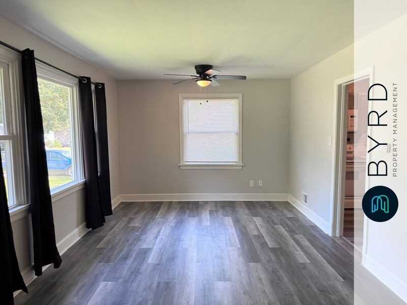 5231 Rockland Rd - Photo 3 of 26
