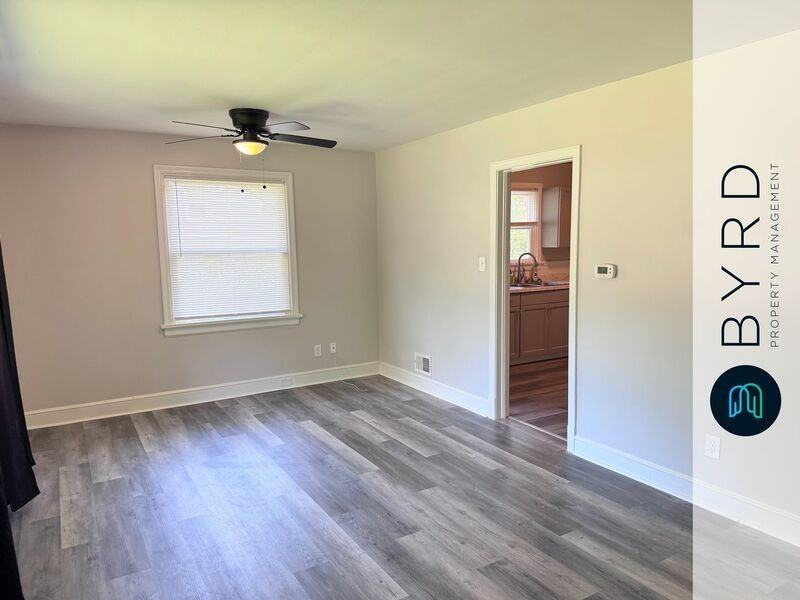 5231 Rockland Rd - Photo 4 of 26