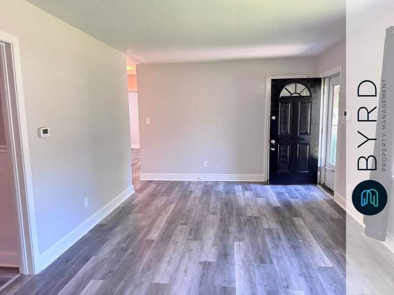 5231 Rockland Rd - Photo 5 of 26