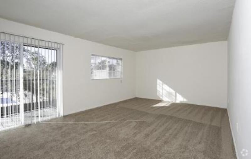 5000 Sumerset St #11B - Photo 7 of 10
