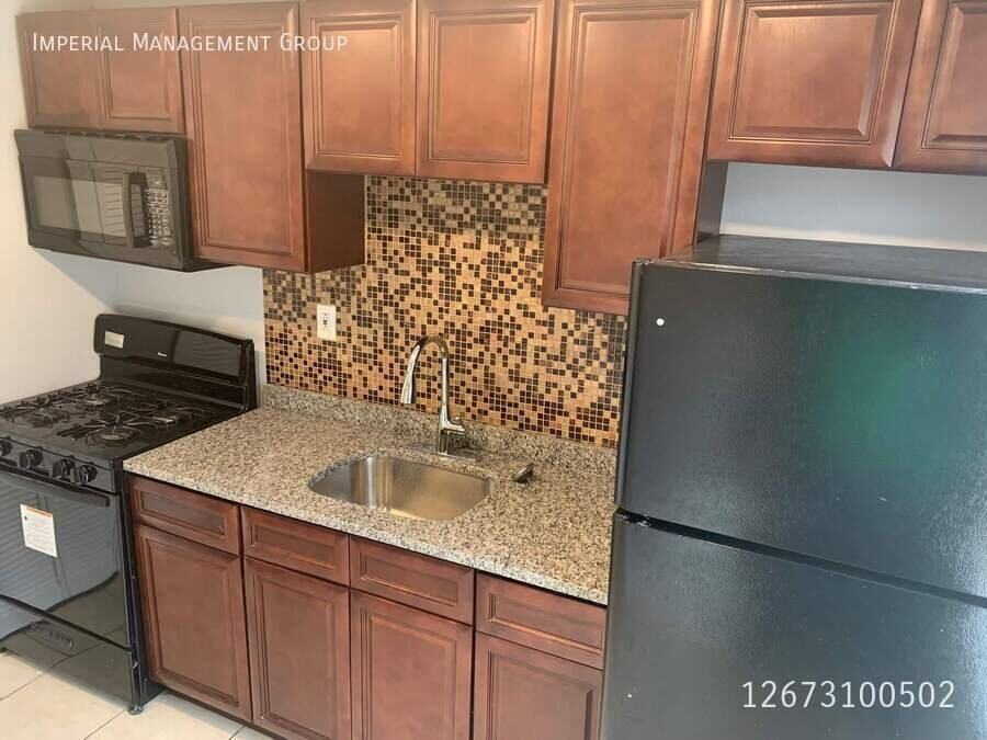 6323 Carnation St #A - Photo 7 of 8