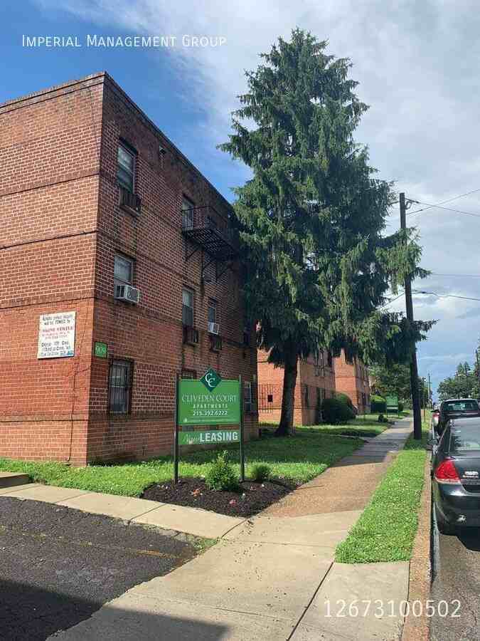 911 E Cliveden St #3