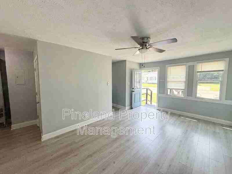 2108 Rodgers Dr A & B #1041 - Photo 2 of 12