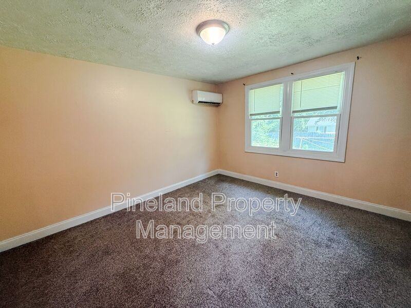 2108 Rodgers Dr A & B #1041 - Photo 7 of 12