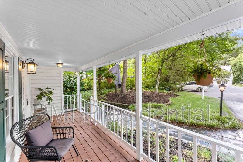 1809 Winding Way - Photo 4 of 49
