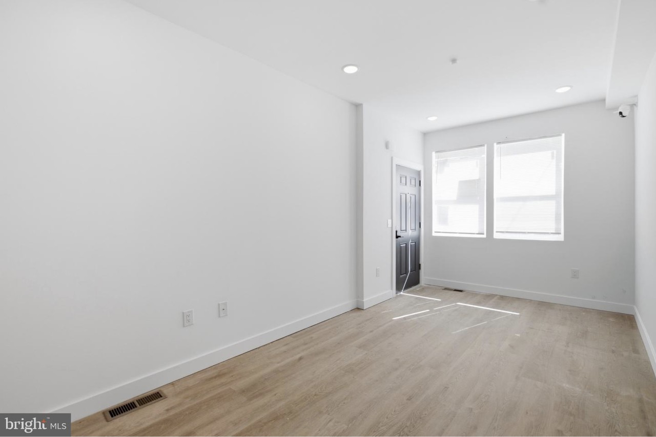 2554 N 12th St #1 - Photo 3 of 17