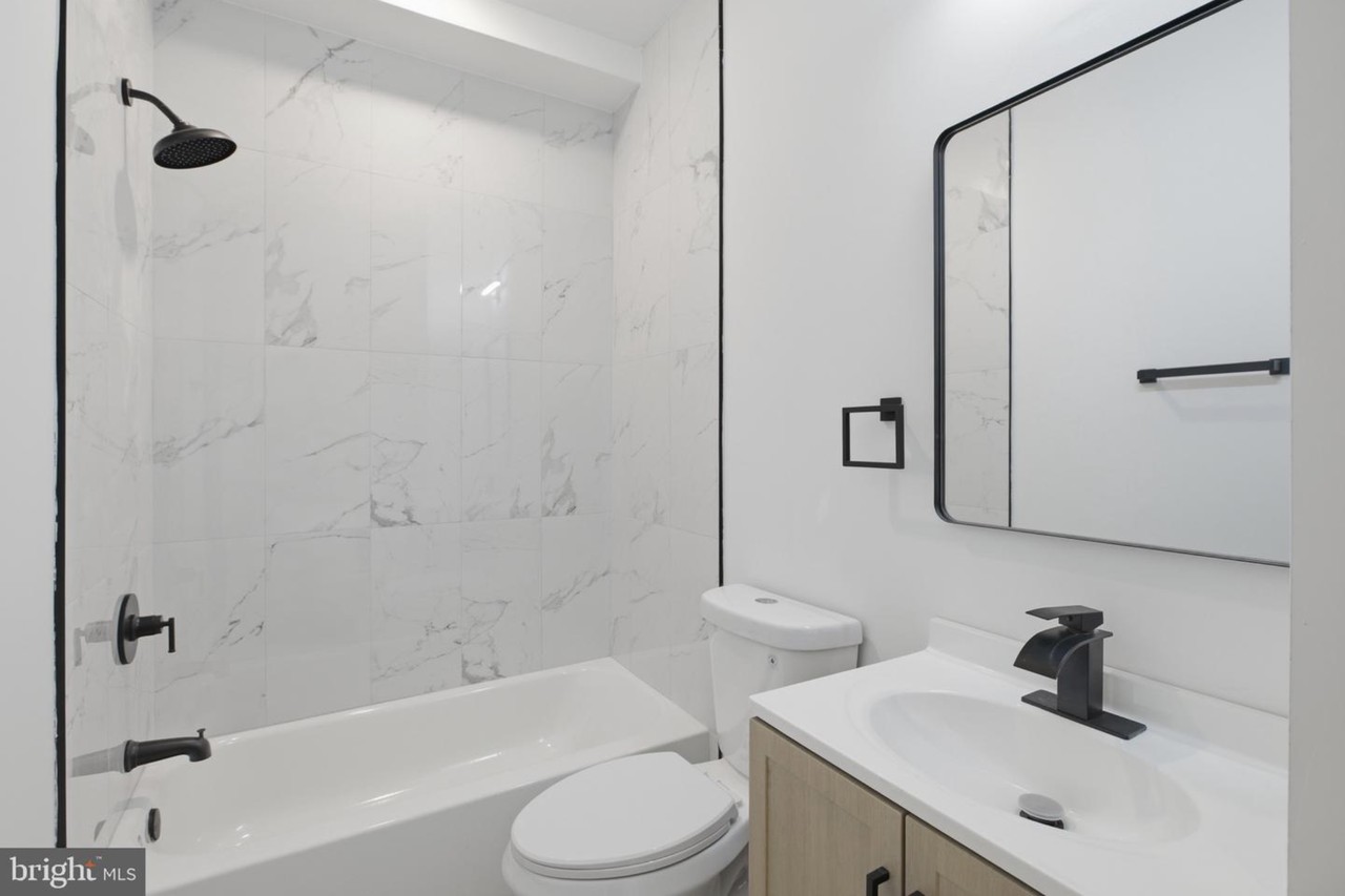 2554 N 12th St #1 - Photo 5 of 17