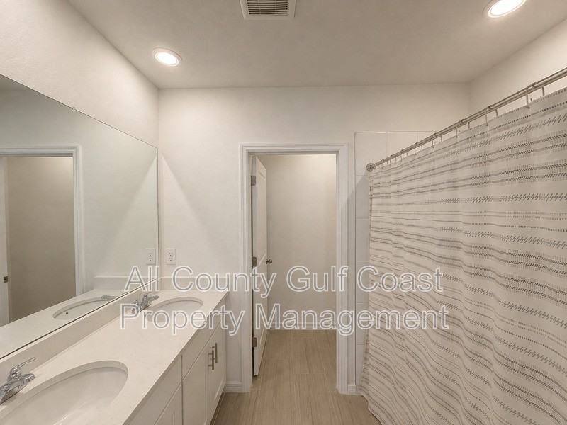 456 Lazy Shore Dr - Photo 6 of 23