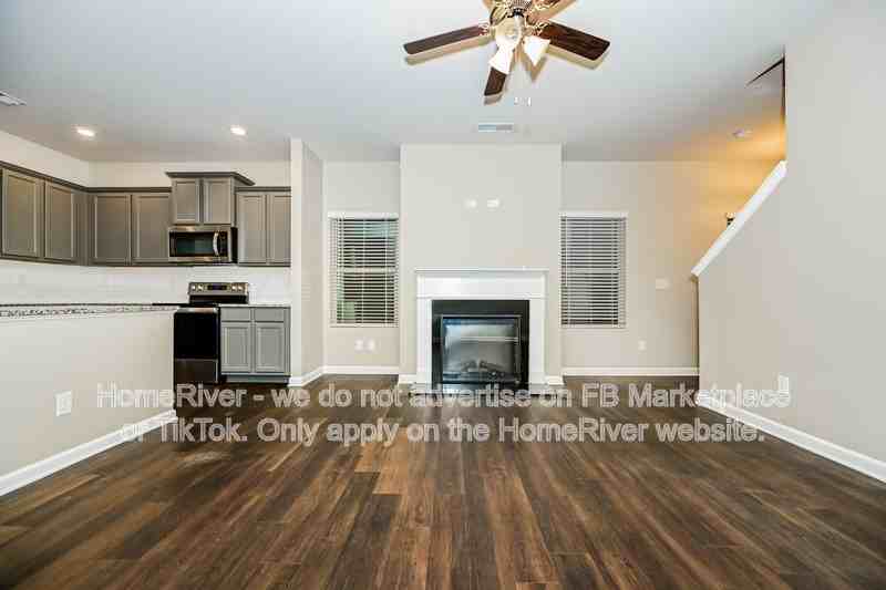 4035 Emmons St - Photo 3 of 20