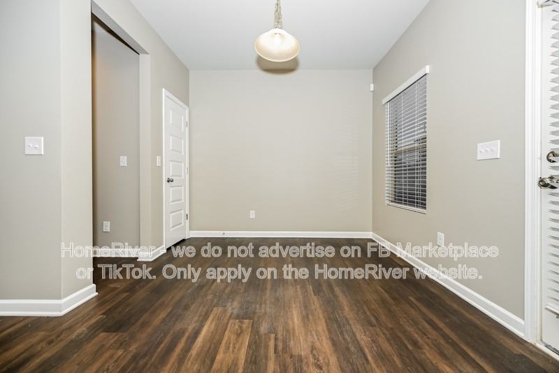 4035 Emmons St - Photo 4 of 20