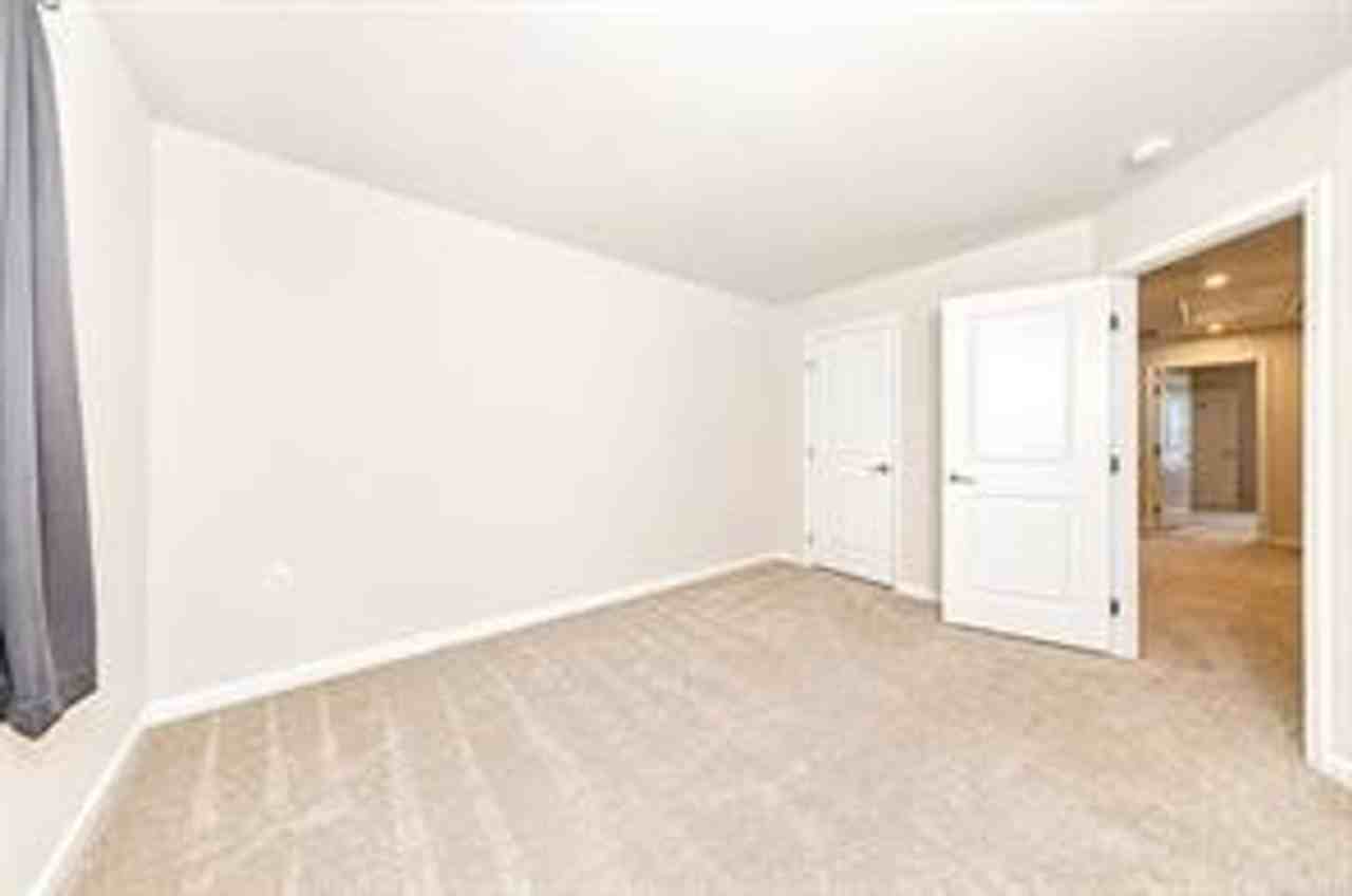 121 Capeside Ct - Photo 6 of 14