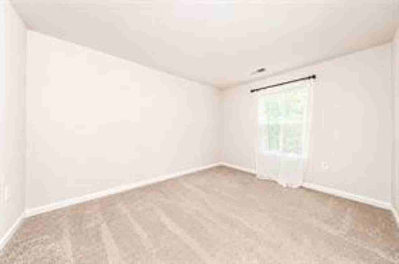121 Capeside Ct - Photo 7 of 14
