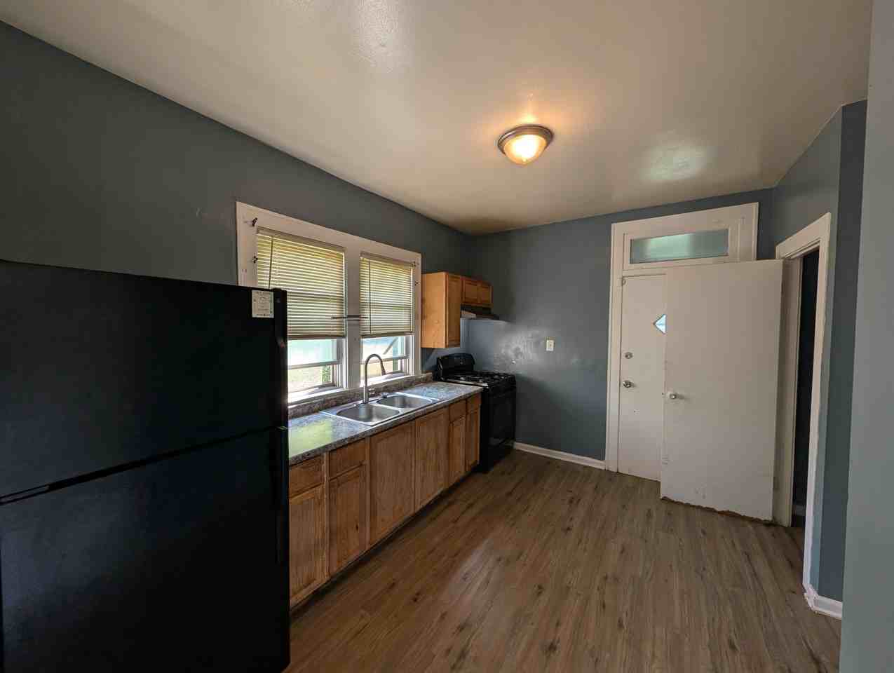 10146 S State St - Photo 3 of 26