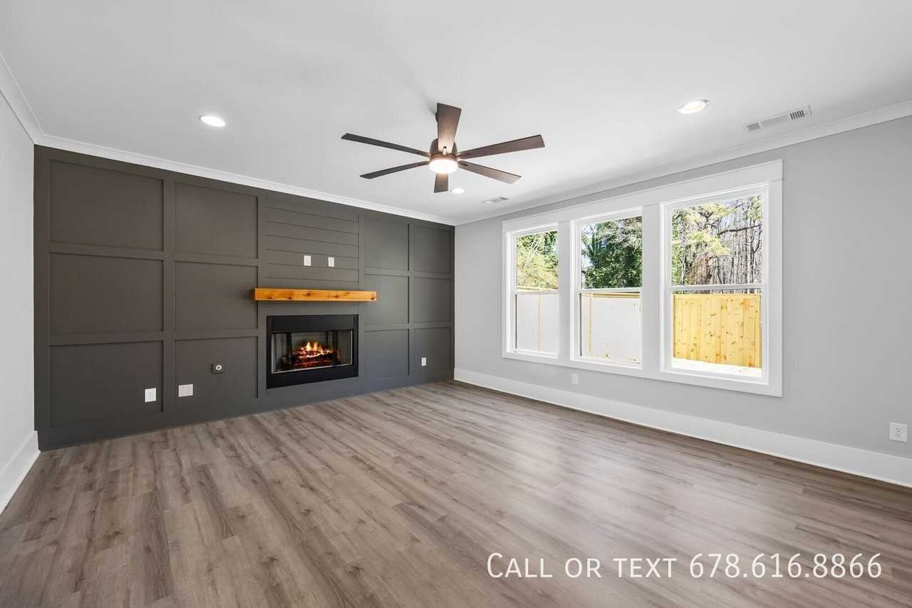 529 Mill Farm Ln - Photo 3 of 24