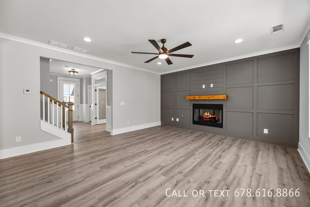 529 Mill Farm Ln - Photo 5 of 24