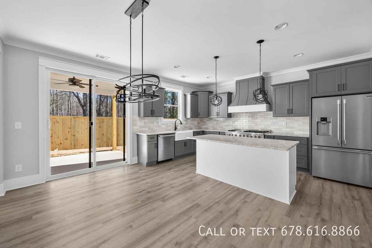 529 Mill Farm Ln - Photo 6 of 24
