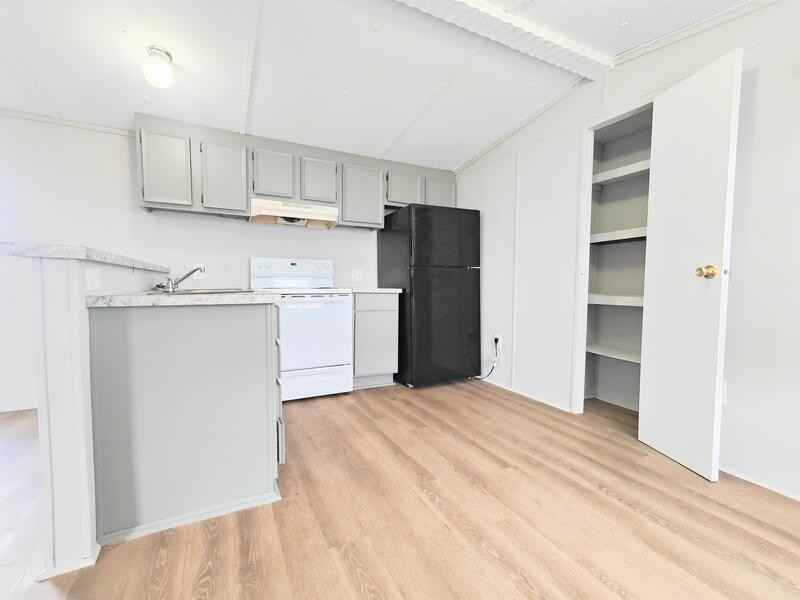 4409 Rainbow Ln - Photo 4 of 12
