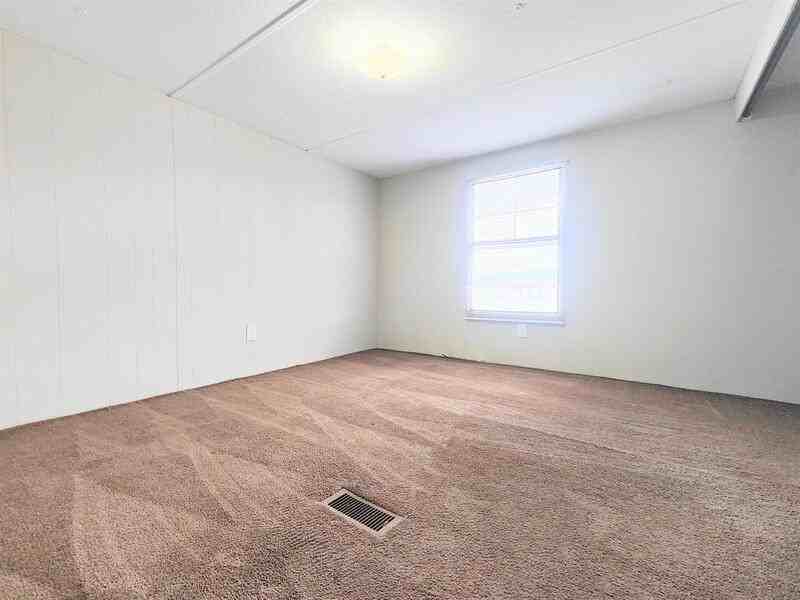 4409 Rainbow Ln - Photo 5 of 12