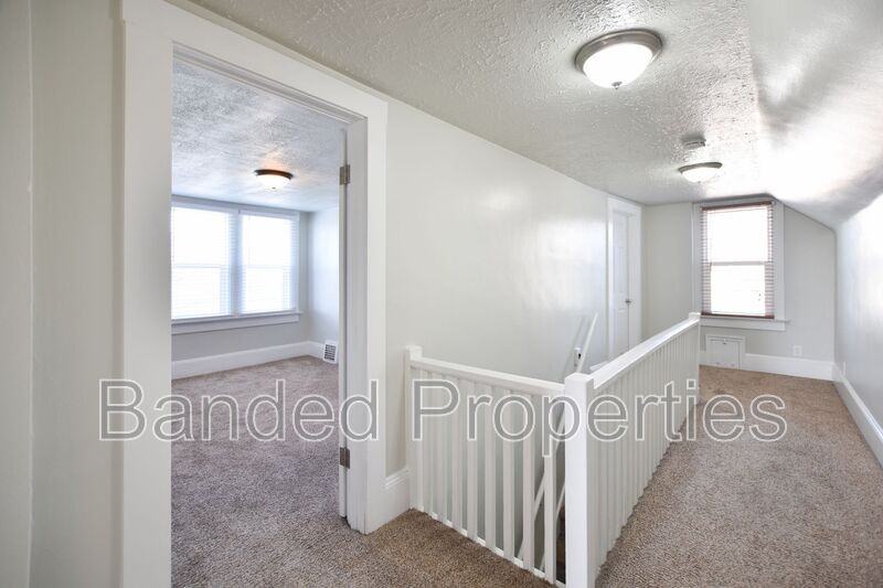 2467 S St - Photo 7 of 16