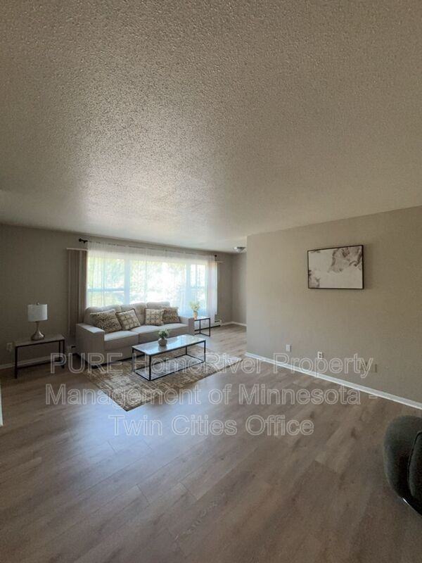 1500 10th Ave S - Photo 5 of 10