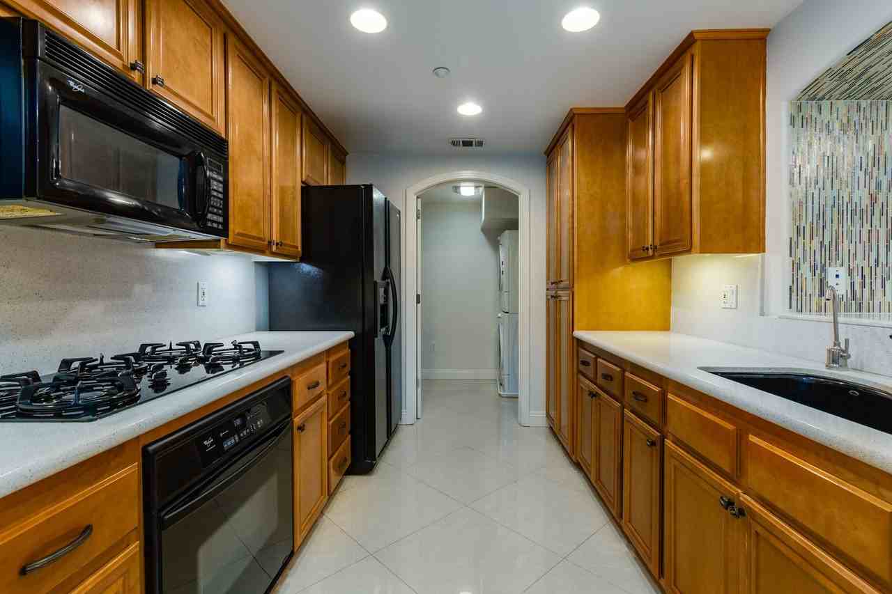 301 W G St #314 - Photo 7 of 28