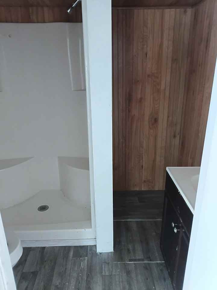 221 Jackson St - Photo 6 of 10