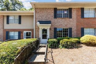 392 Northdale Ct - Photo 1 of 1