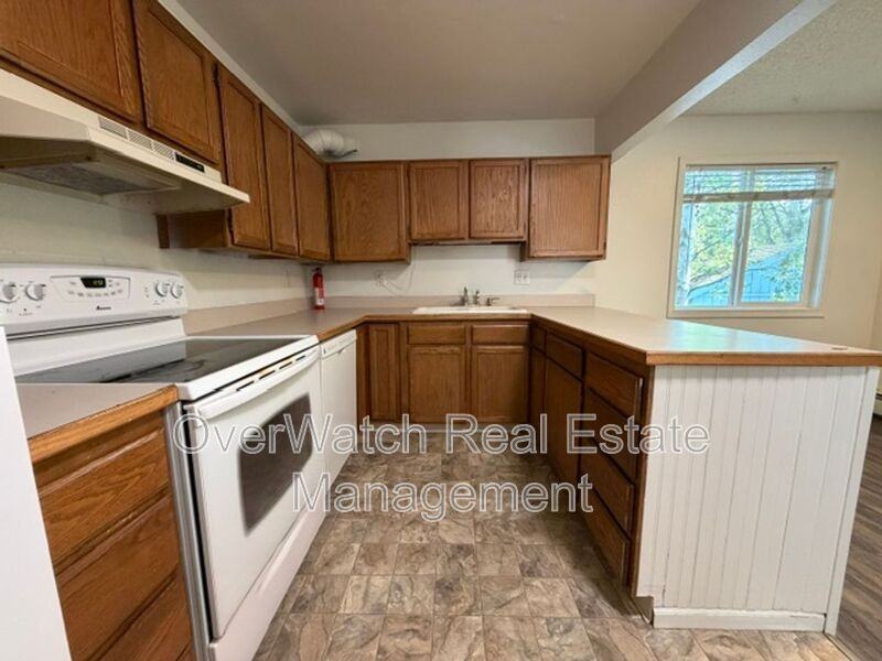 16929 Coronado Rd #4 - Photo 5 of 19