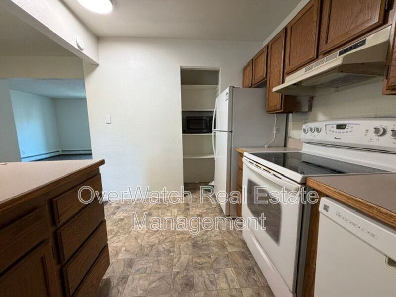 16929 Coronado Rd #4 - Photo 6 of 19