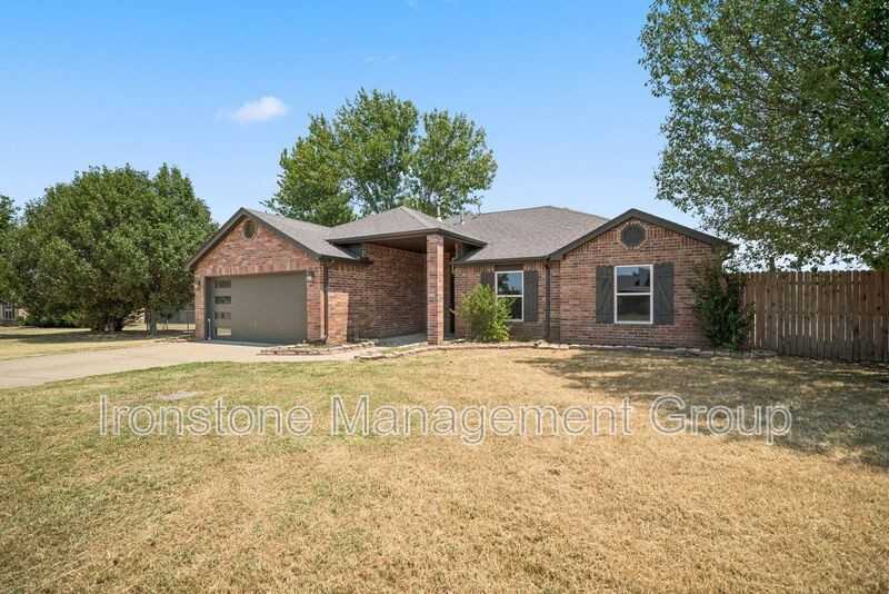 11665 N 156th East Ave - Photo 2 of 45