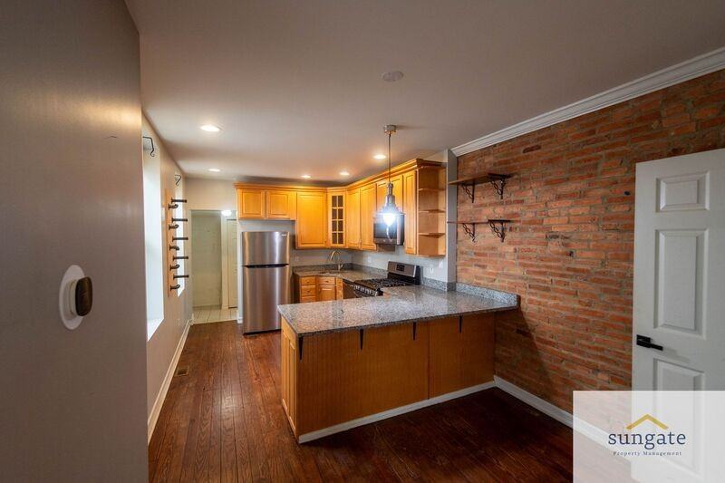 1303 Patapsco St - Photo 7 of 35