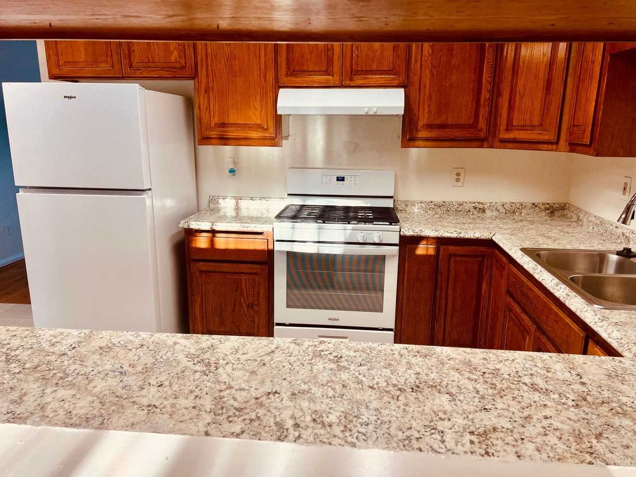 357 Garfield Ave - Photo 7 of 16
