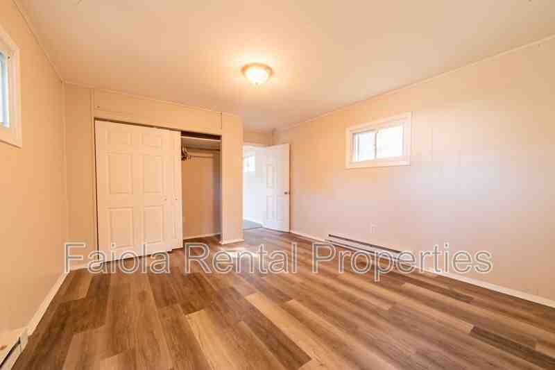 519 Berkeley Dr - Photo 5 of 14