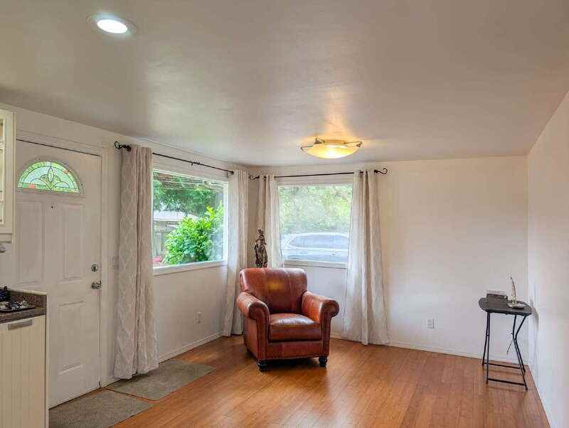 525 Madison St #1 - Photo 2 of 6