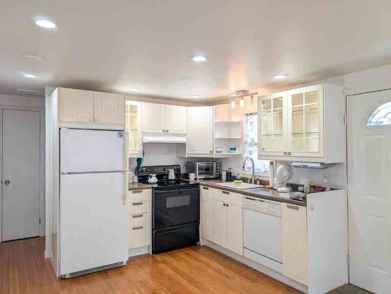 525 Madison St #1 - Photo 3 of 6