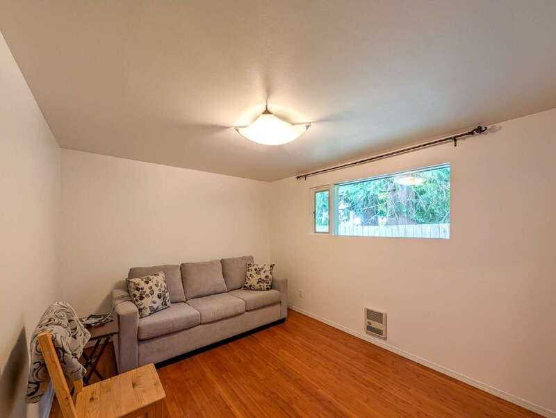 525 Madison St #1 - Photo 5 of 6